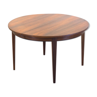 Omann Jun ‘Model 55’ extendable rosewood dining table