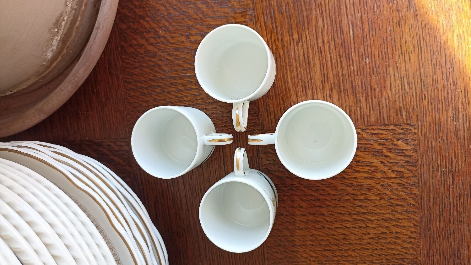 4 Limoges porcelain espresso cups by Fabrique Royale Limoges
