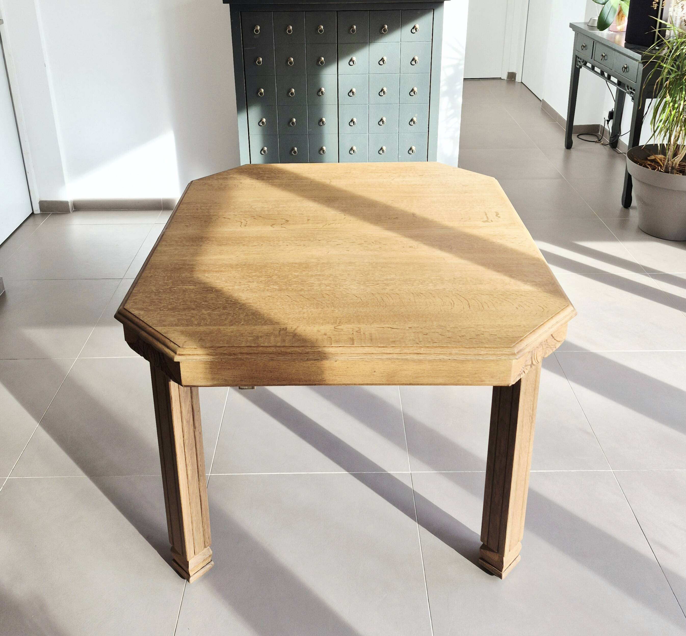 Art Deco square table