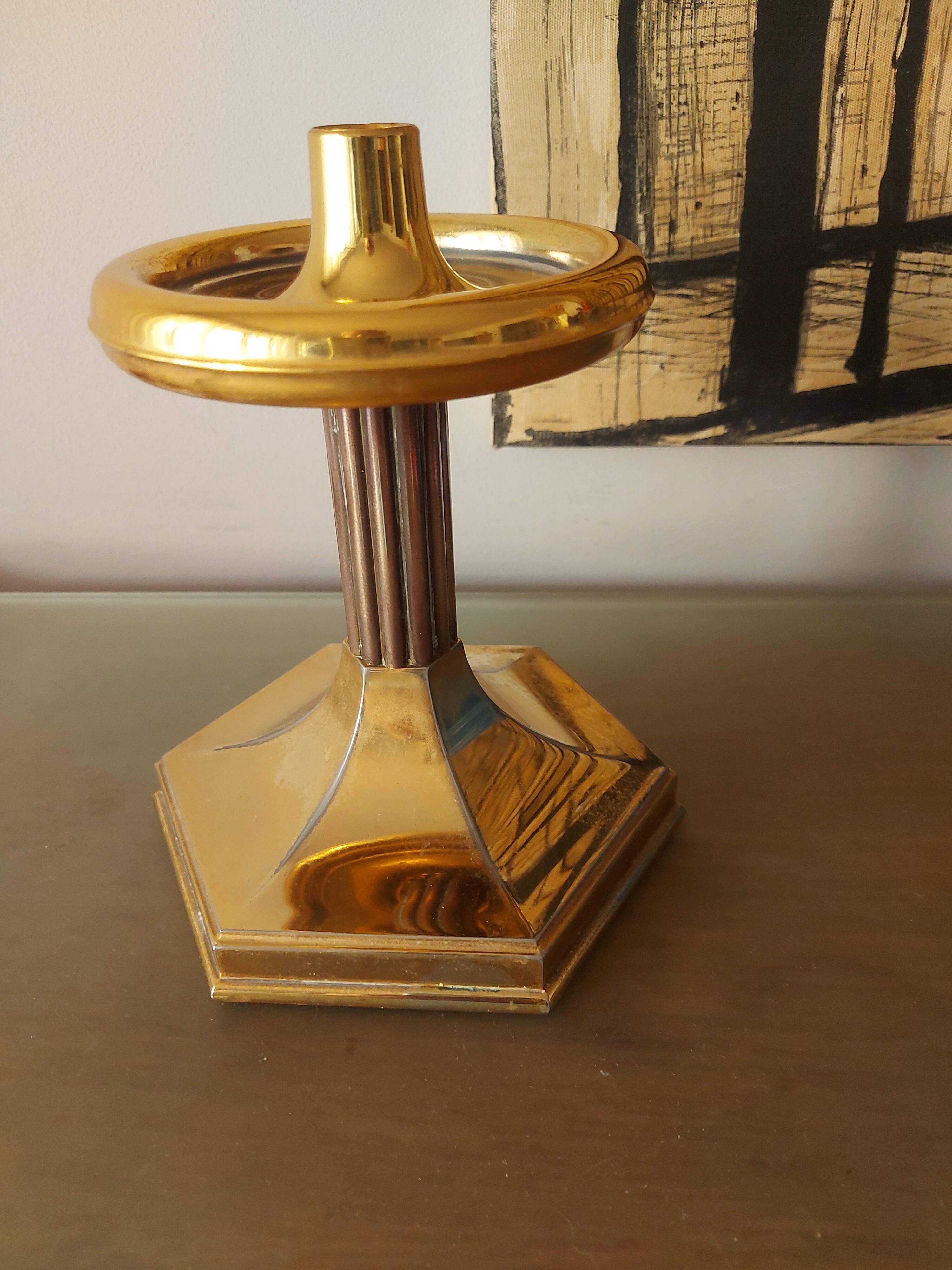 Nagel design candle holder