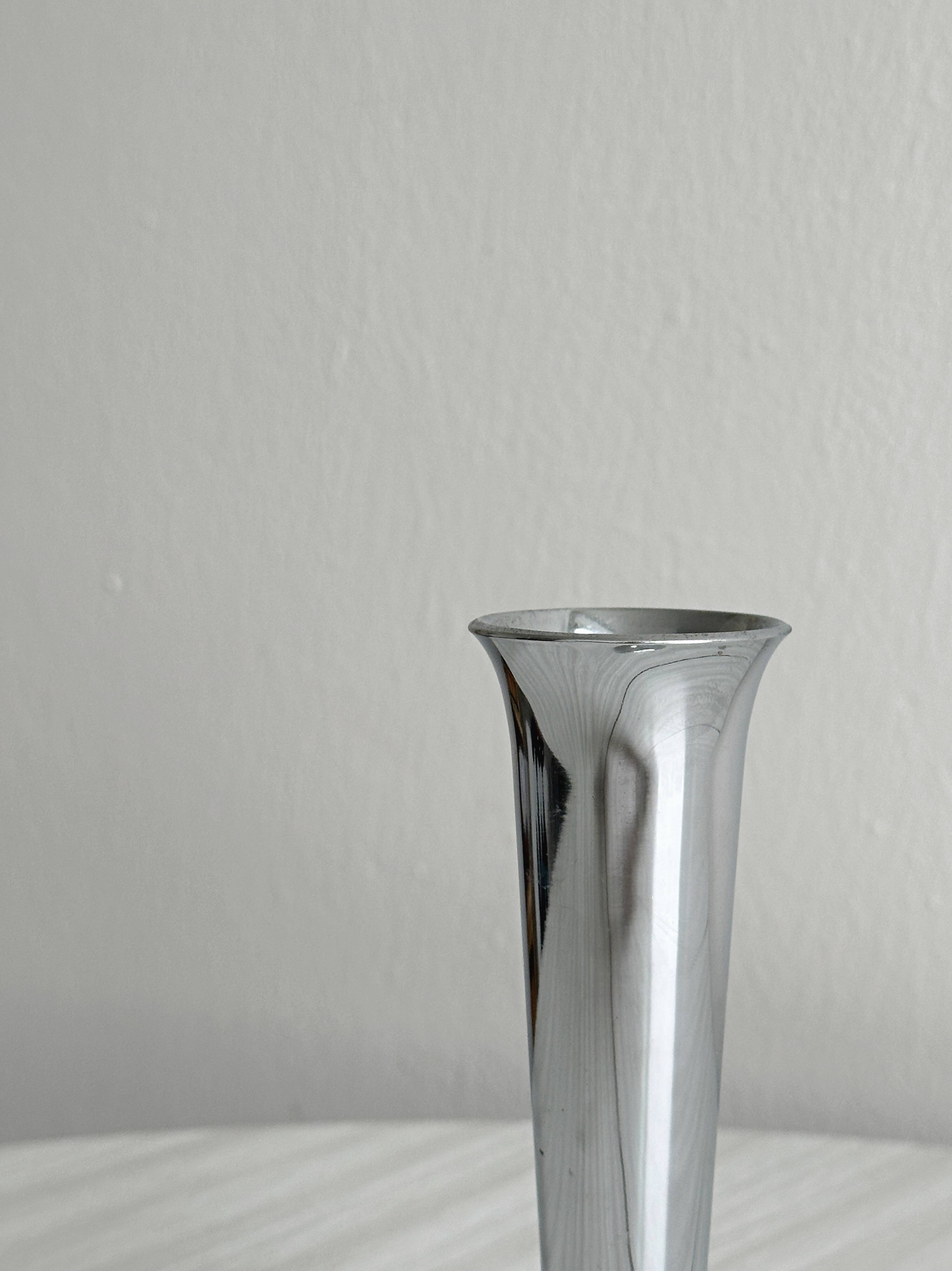 Mirror stainless steel soliflore