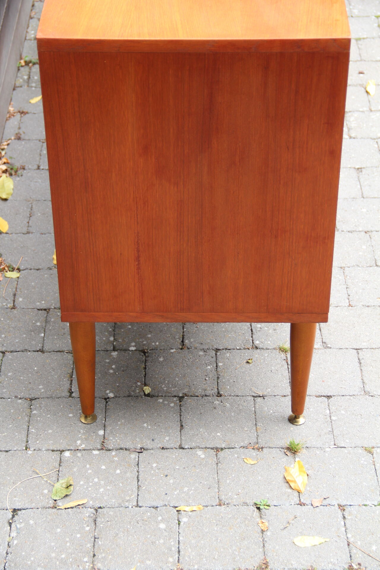 Large teak buffet thread