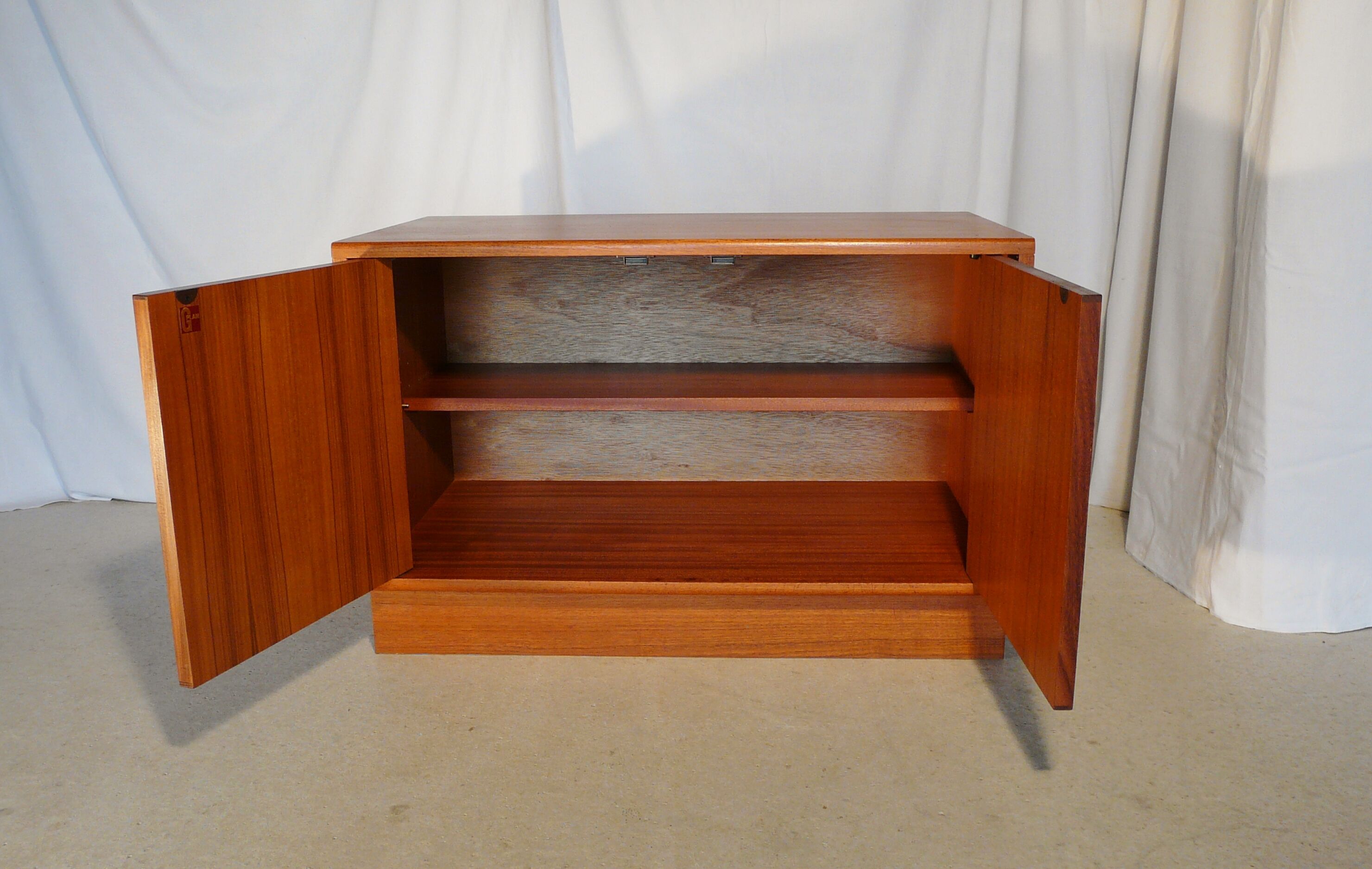 G Plan teak modular angle line