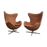 Pair Arne Jacobsen Egg chair by Fritz Hansen