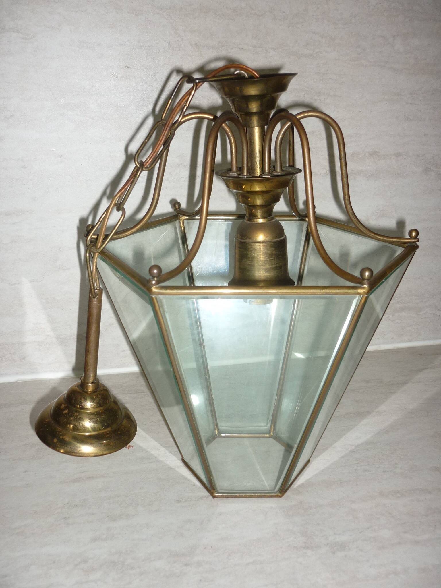 Brass lantern with 6 beveled glasses