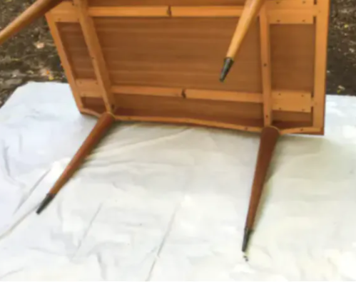 Table en placage de palissandre années 50