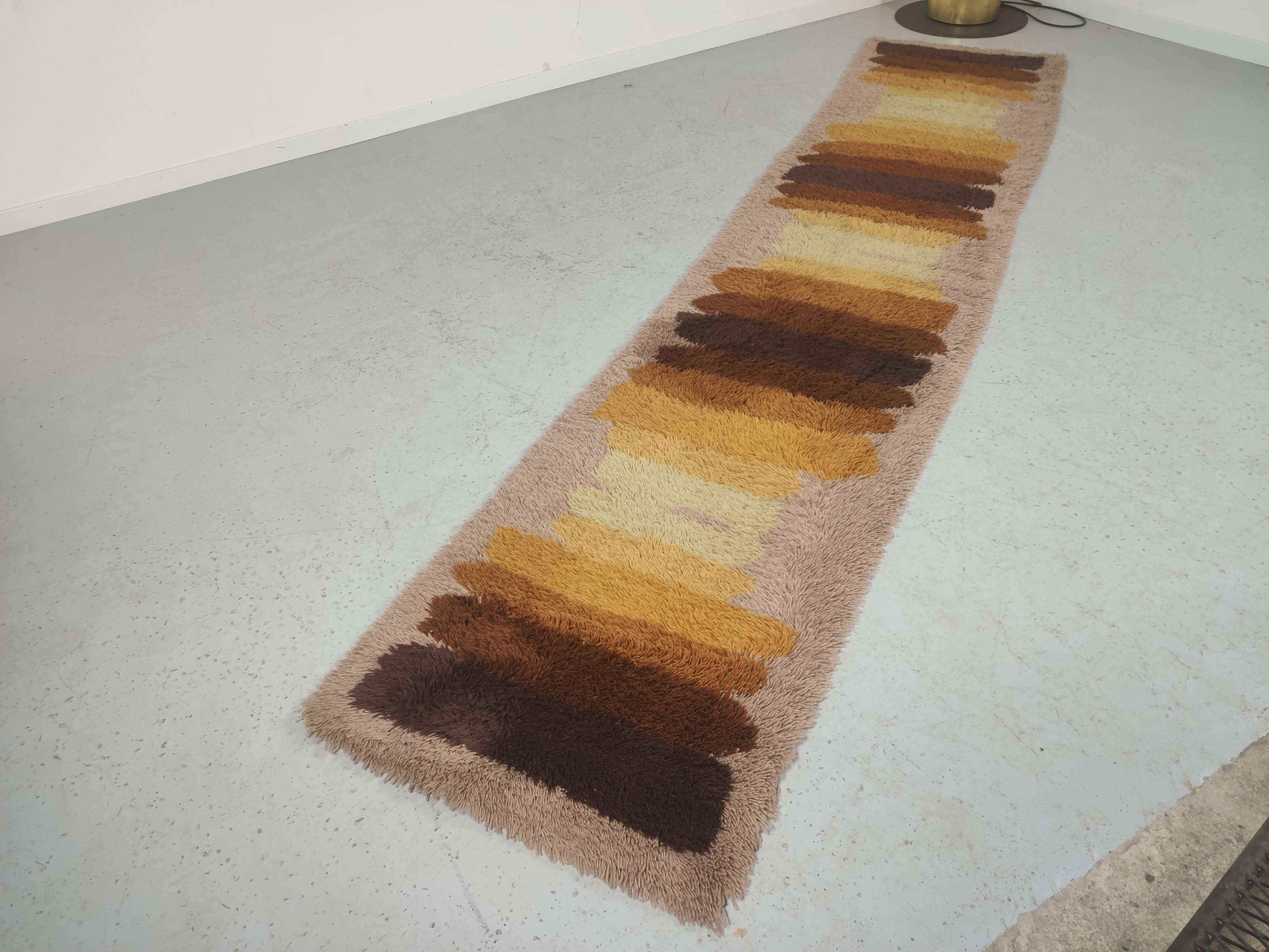 Corridor carpet Desso space age 330cm , Holland 1970s