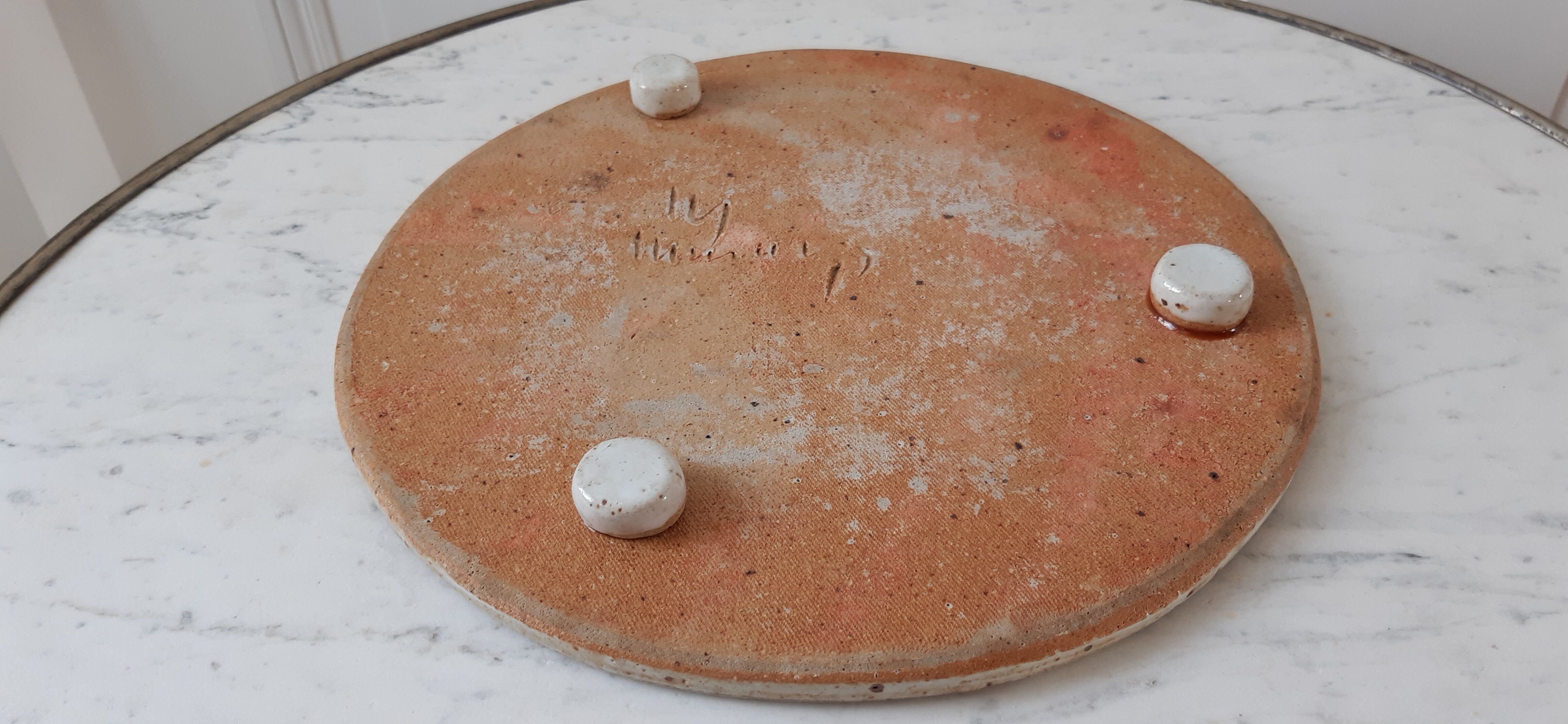 Sandstone underside signed 70s