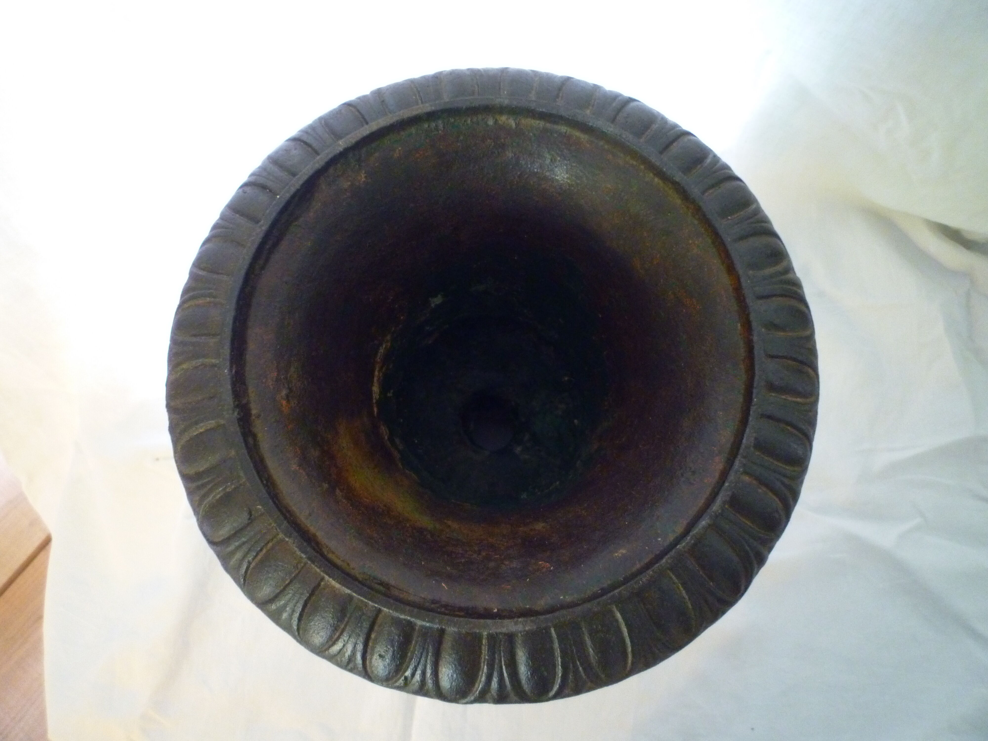 Pair gardener vases medici style cast iron xixth establishment emile pêchenard