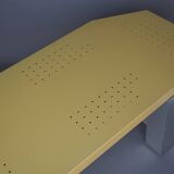 TE20 table designed by Martin Visser for Spectrum Furniture. 1980s