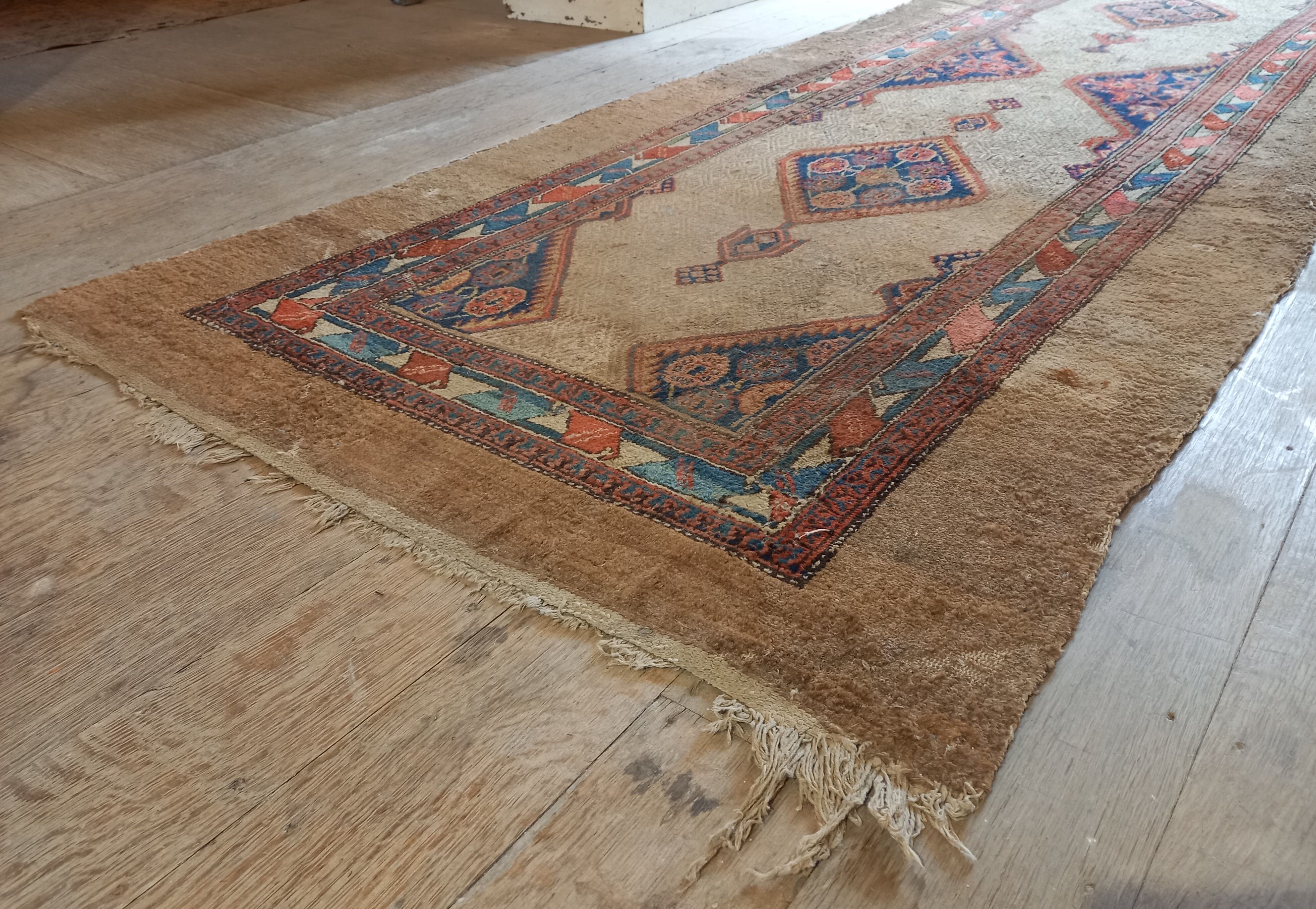 Tapis 'couloir d'orient'