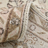 Bordered vintage rug, 218x326cm
