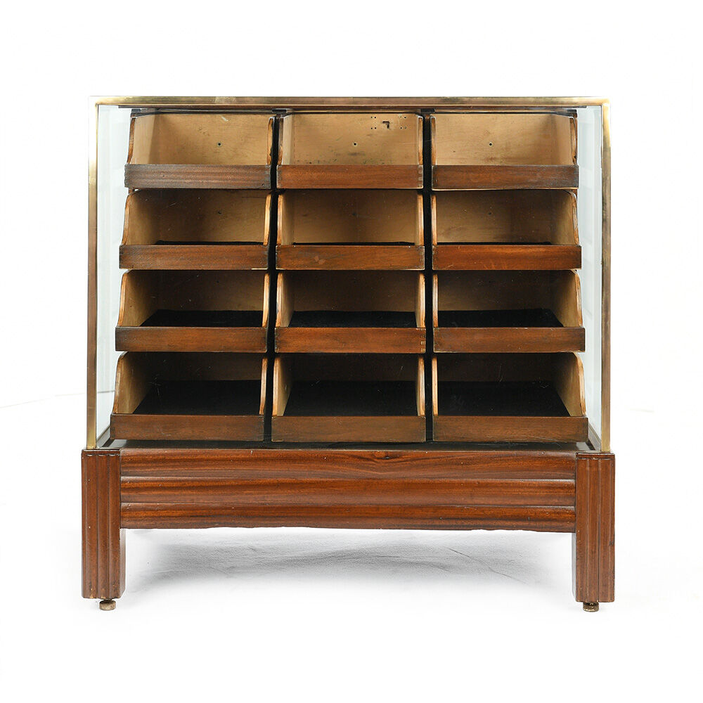 English mahogany and brass blouse furniture