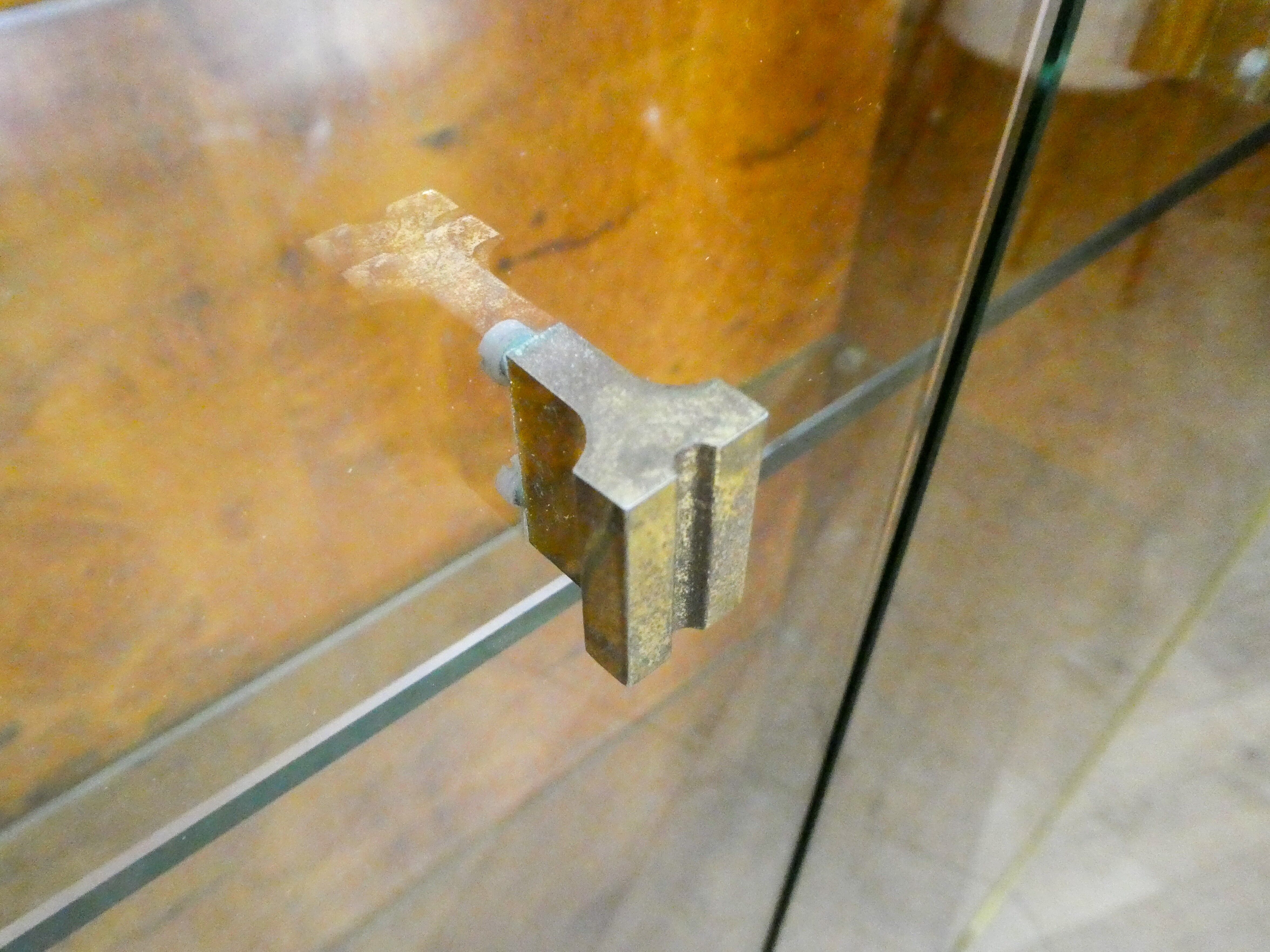 Mid Century display cabinet by Renato Zevi, Italy 1970s