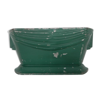 Garden Art Deco cast iron cauldron