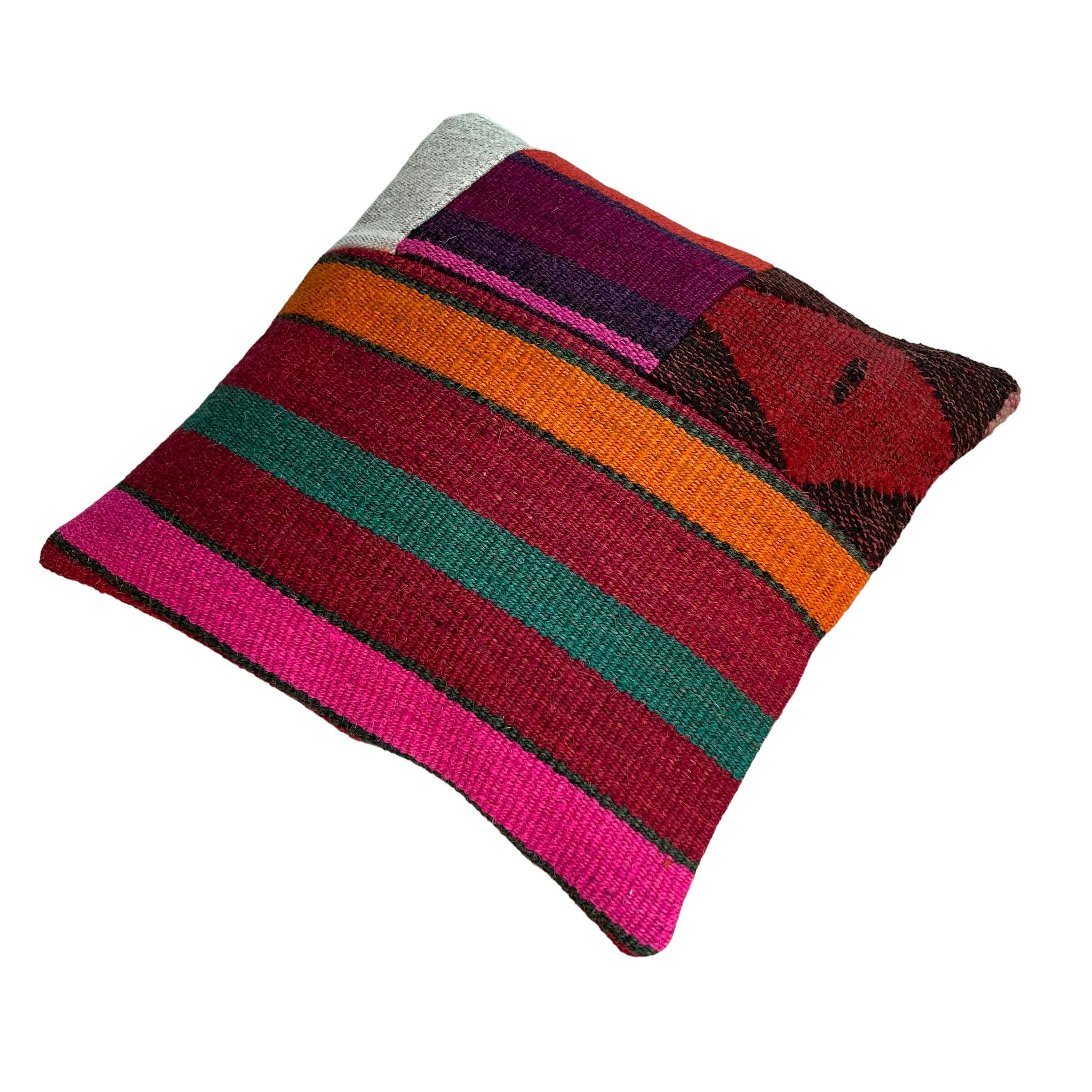 Vintage turkish kilim cushion cover , 40 x 40 cm