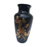 Vase en porcelaine