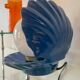Lampe coquillage en céramique bleue