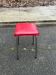 Tabouret acier et tissu bordeaux skaï