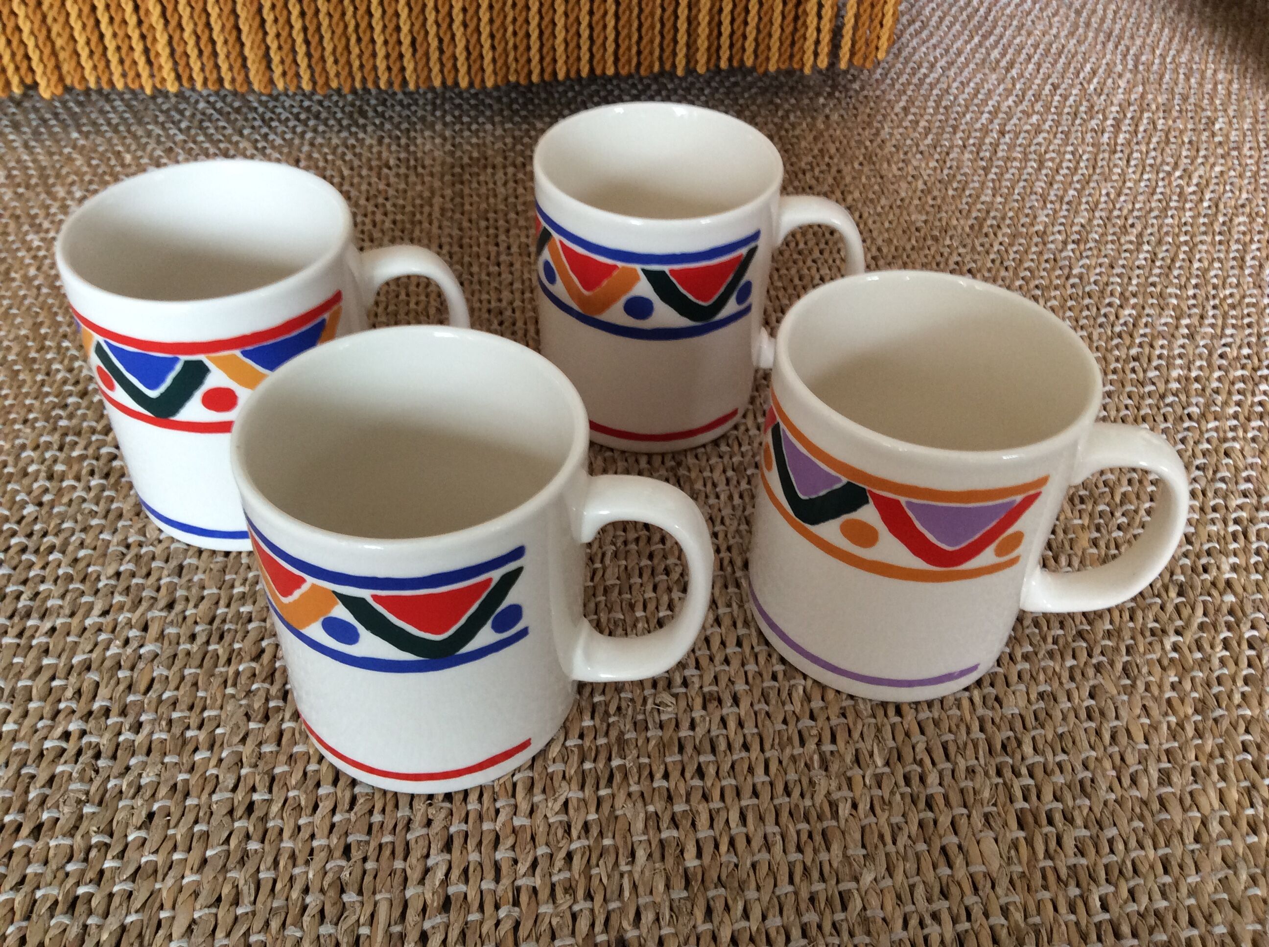 4 mugs