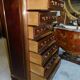 Chiffonnier semainier style Louis XVI en palissandre