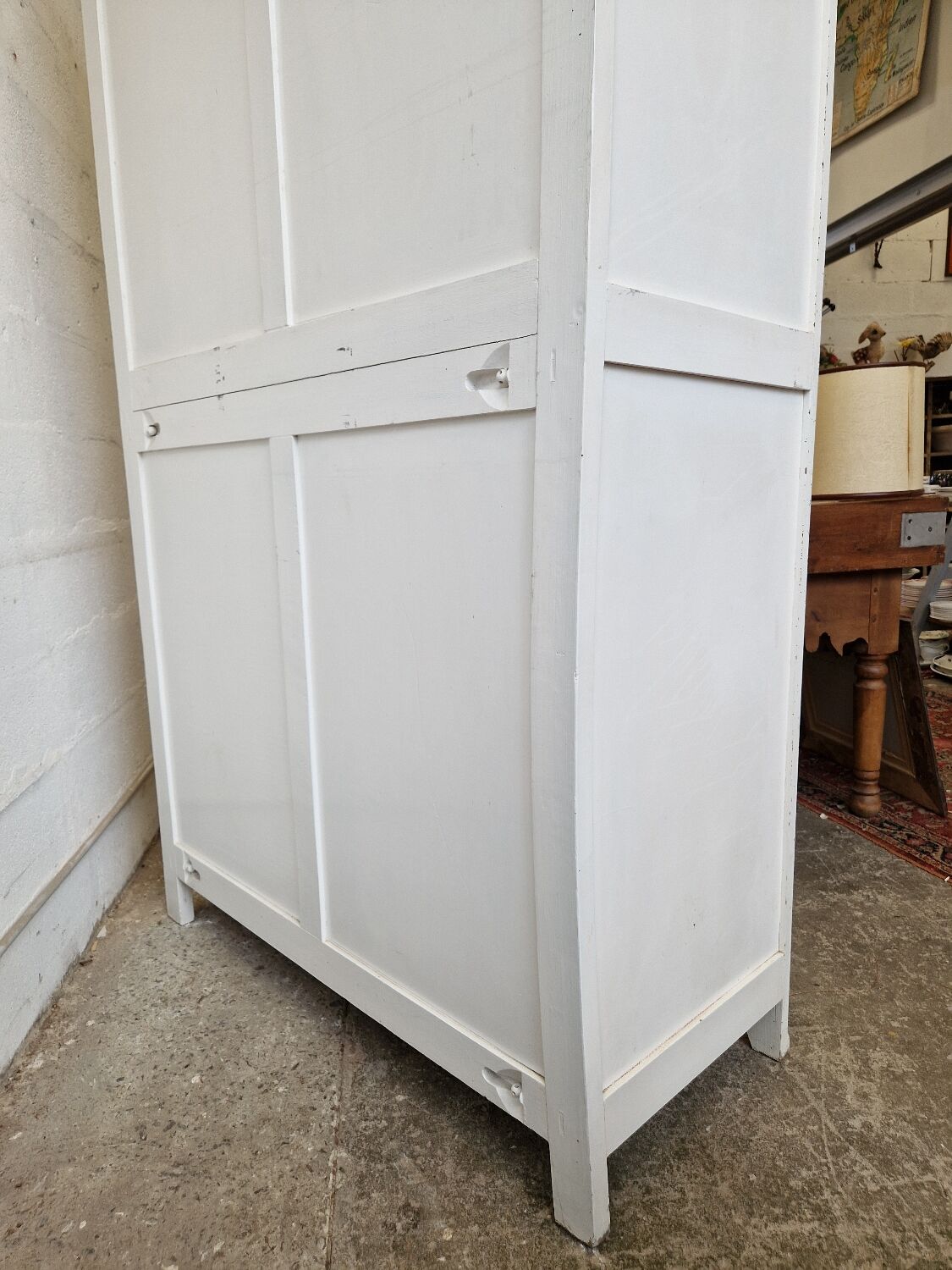 Parisian cabinet