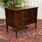 Commode anglaise en acajou et chêne, début XXème