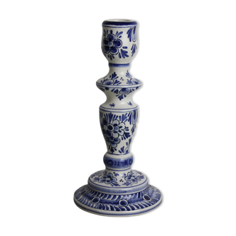 Candle holder in white and blue ceramic with flowers signed