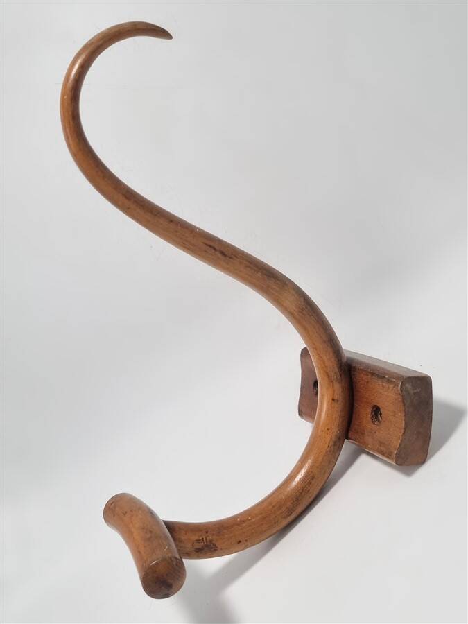 Curved wooden coat hook