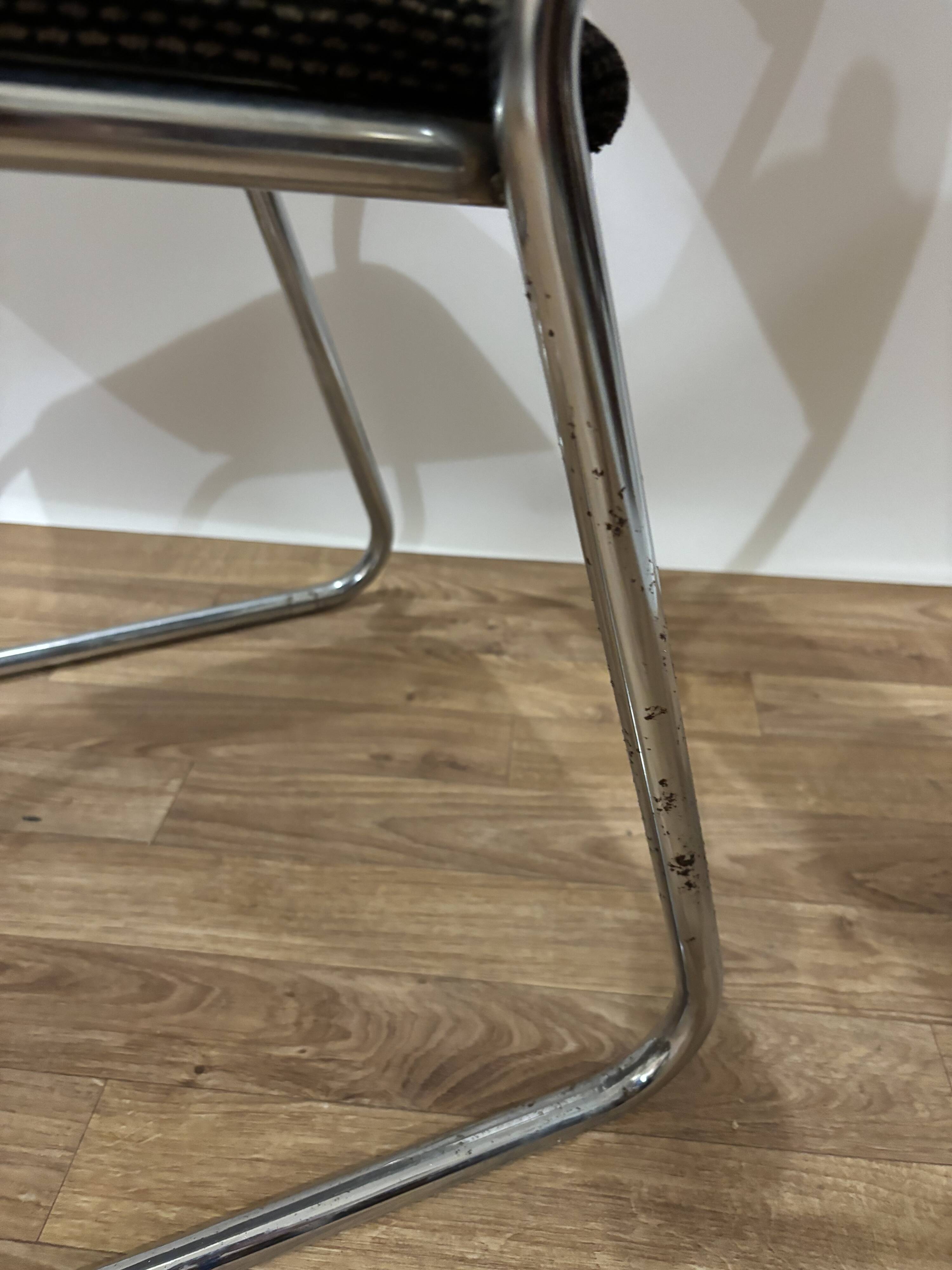 Lot de 4 chaises années 70 métal chromé