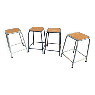 Set de 4 tabourets industriels