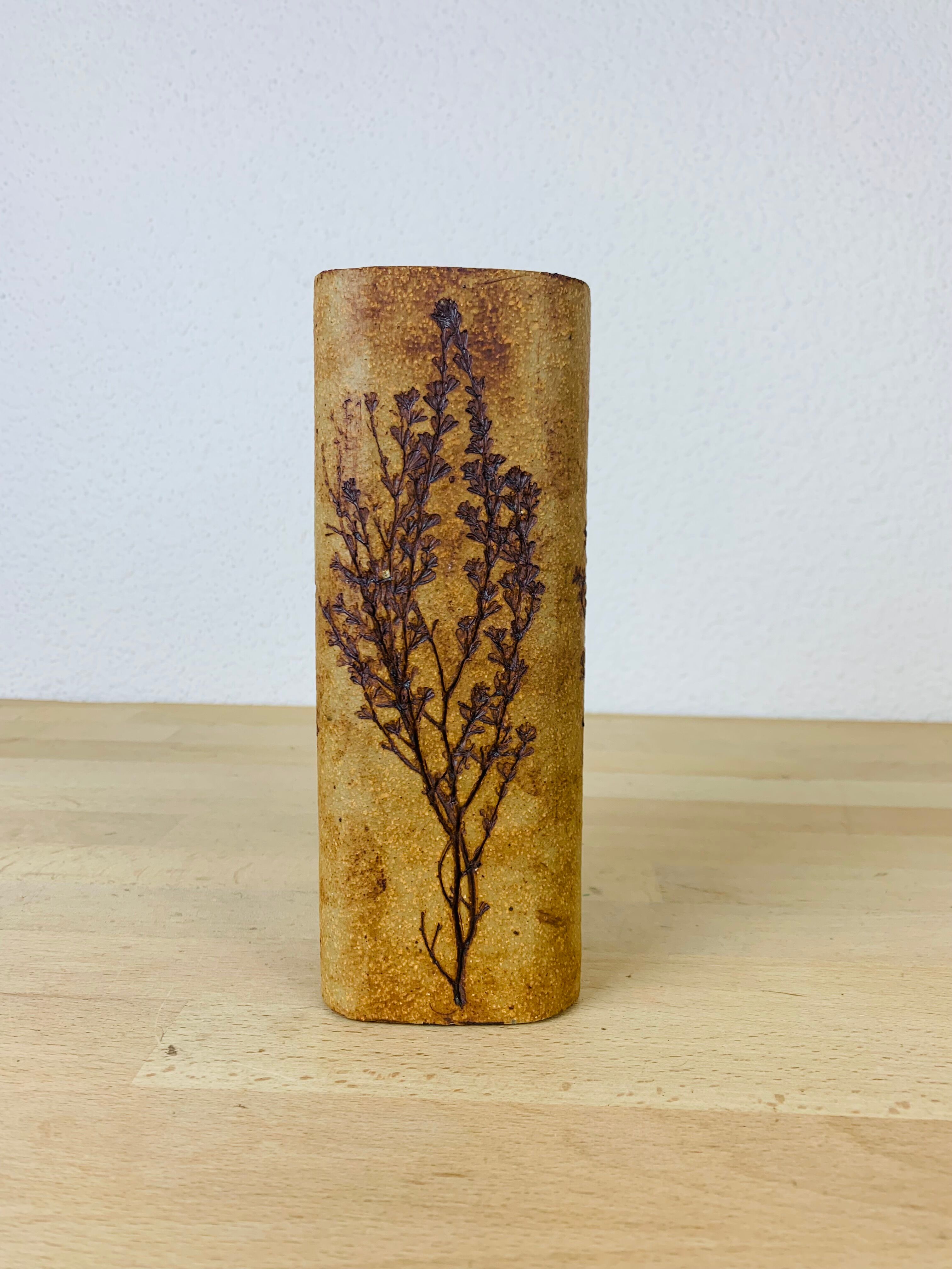 Raymonde Leduc herbarium vase in Vallauris