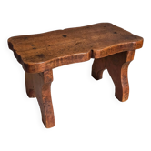 Tabouret repose-pieds en bois massif ancien