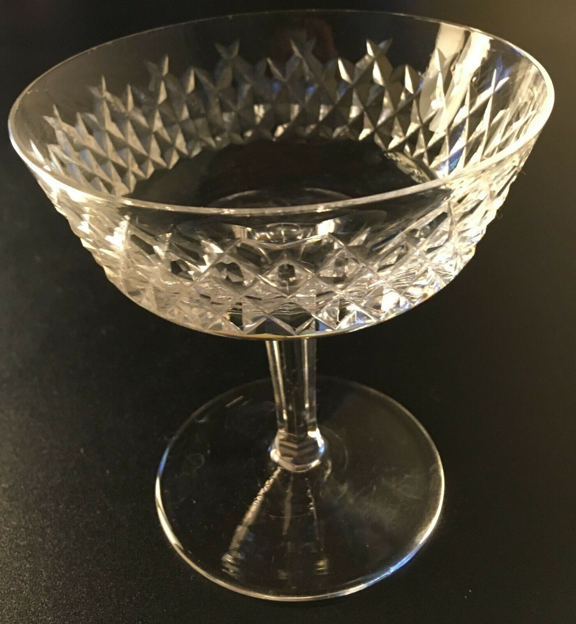 Lot of six glasses waterford crystal champagne alana pattern glasses crystal cup