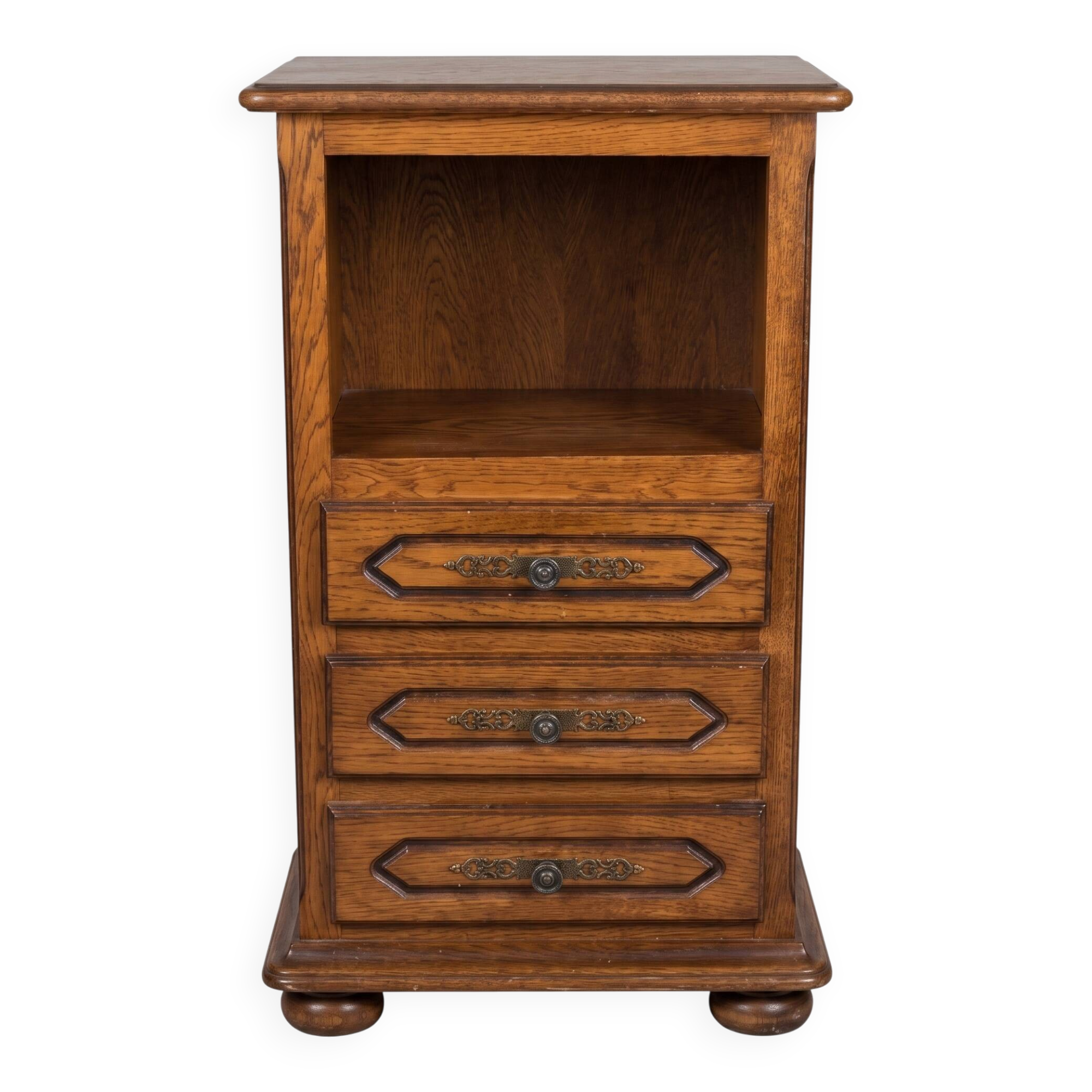 Bedside table in oak – rustic style