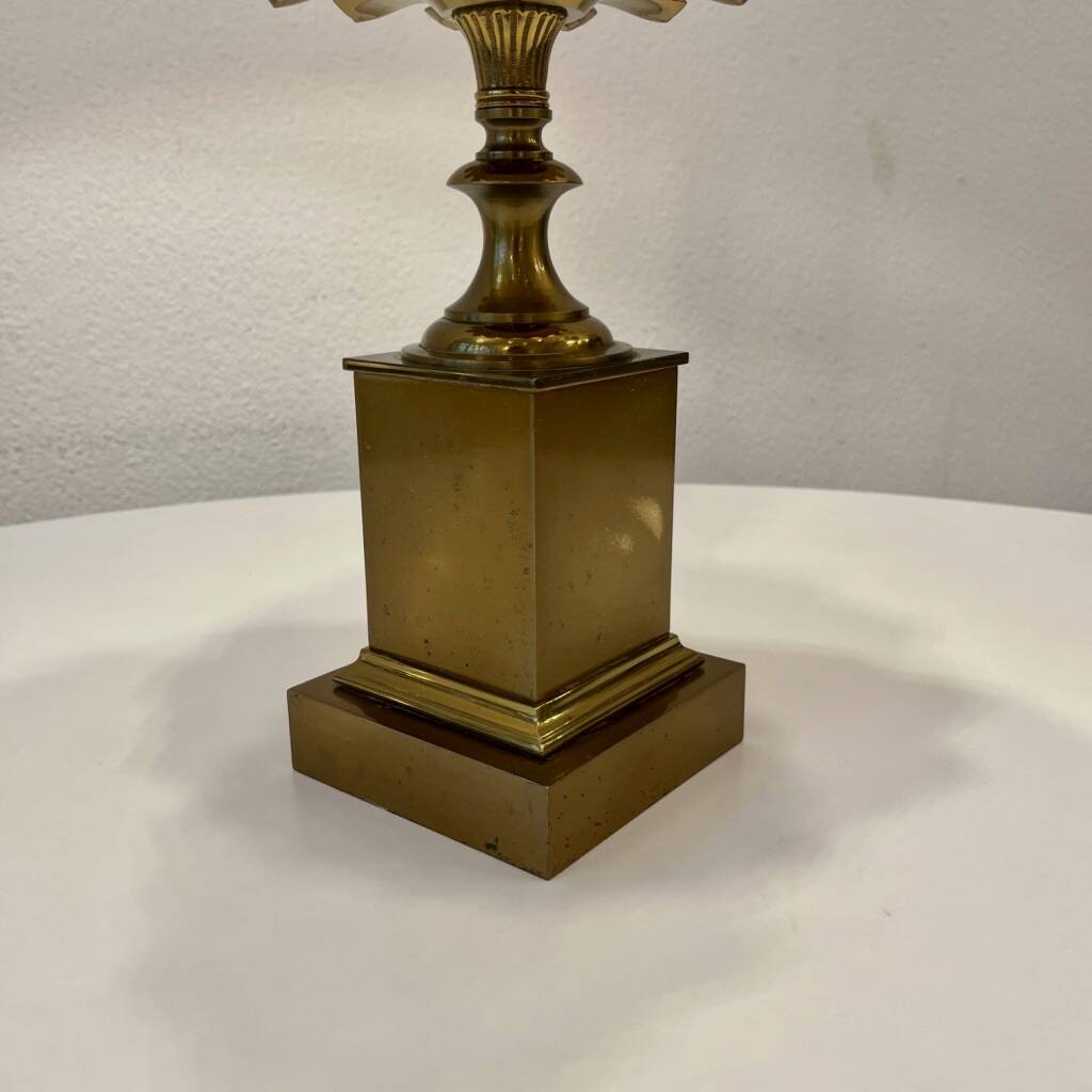 Lampe de table Bronze et Laiton Maison Charles modèle pommes de pin