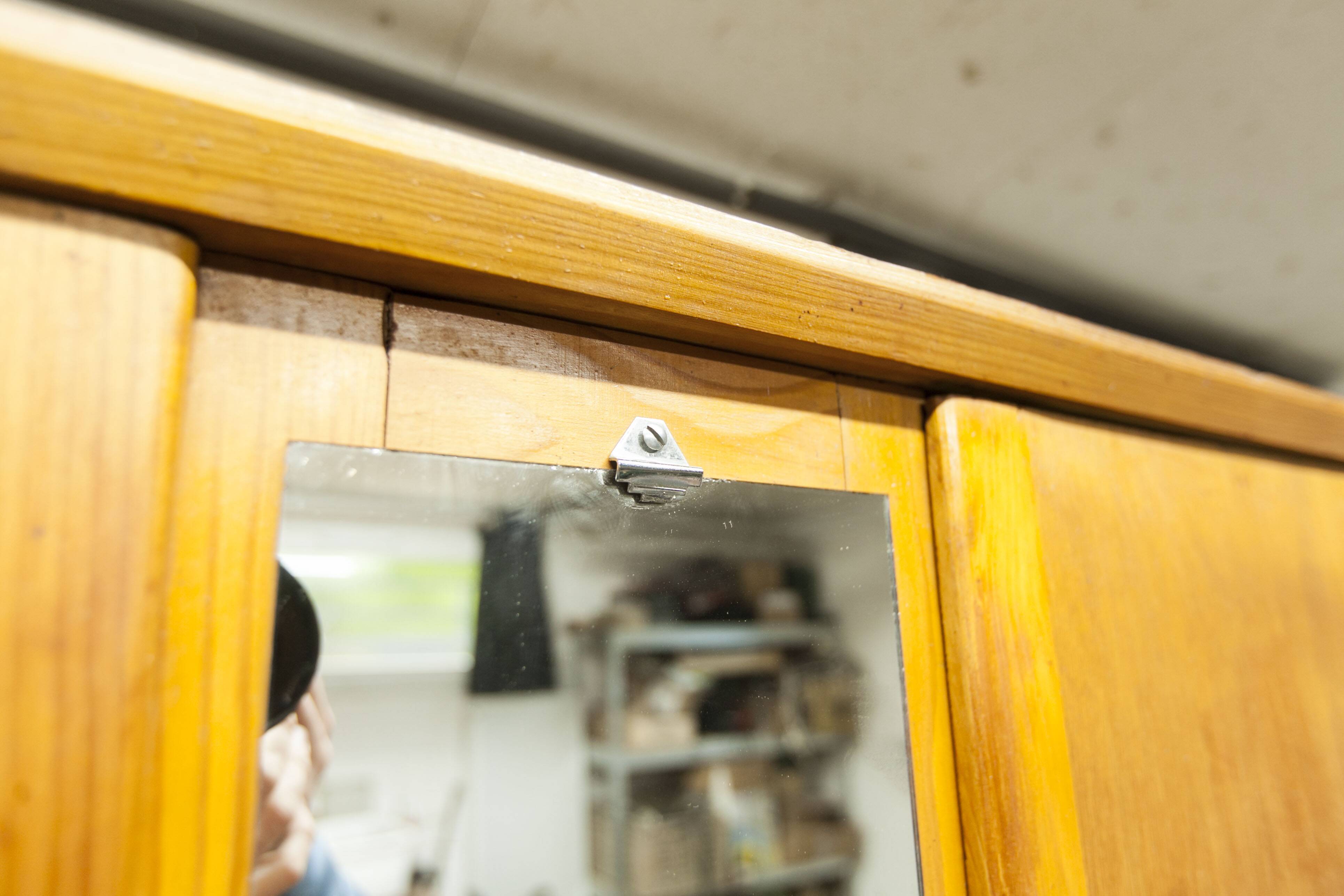 1950s Parisian wardrobe with mirror, 135 x 19 cm