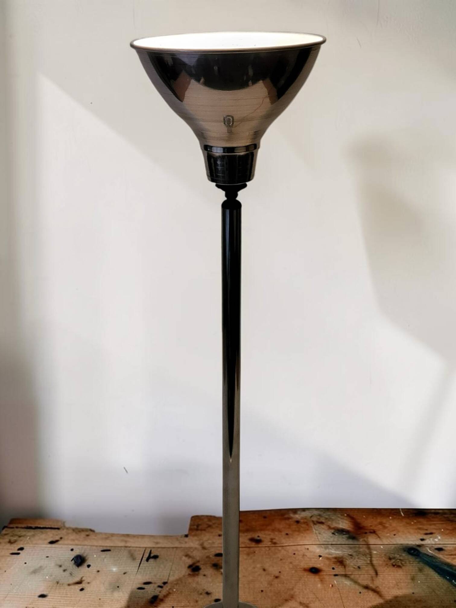 Art Deco lamp in chrome metal
