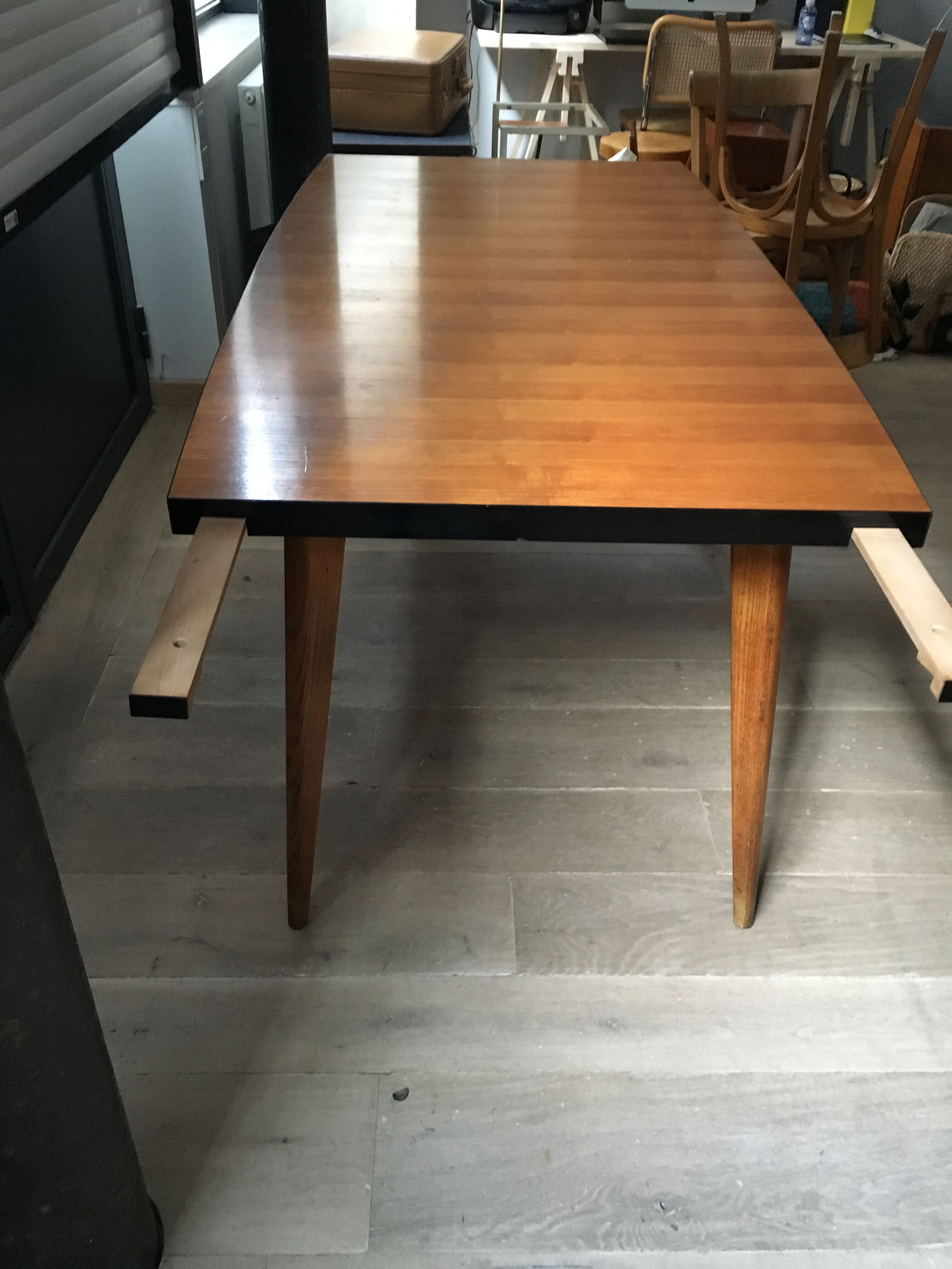 Scandinavian table