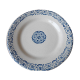 Gien's opaque porcelain plate