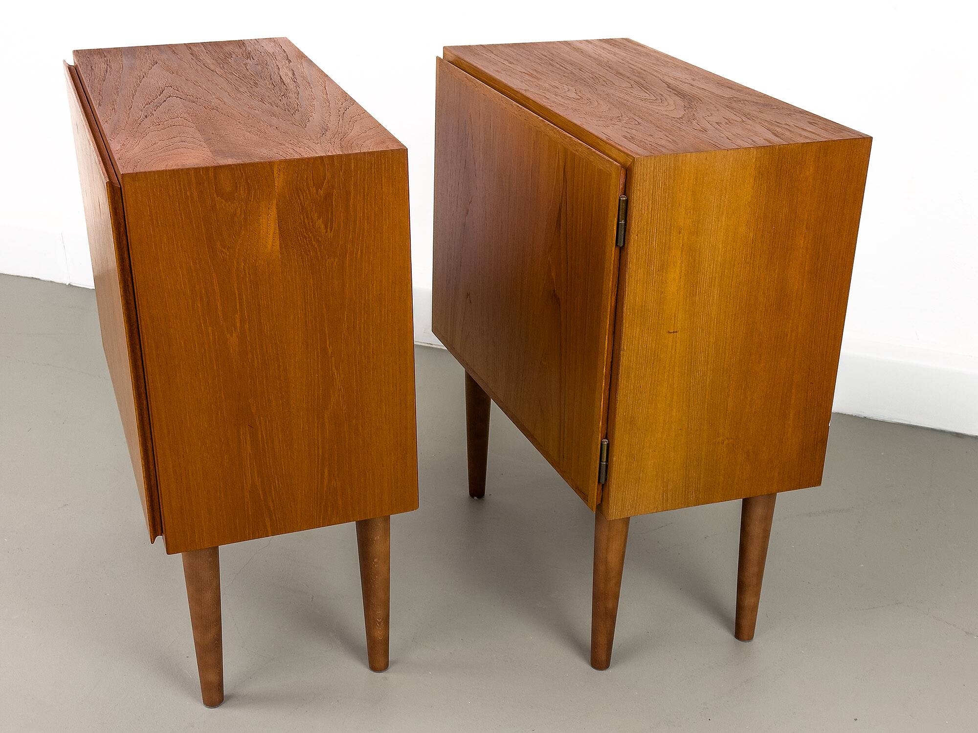 Set of 2 Danish Teak Nightstands from Omann Jun, 1960s