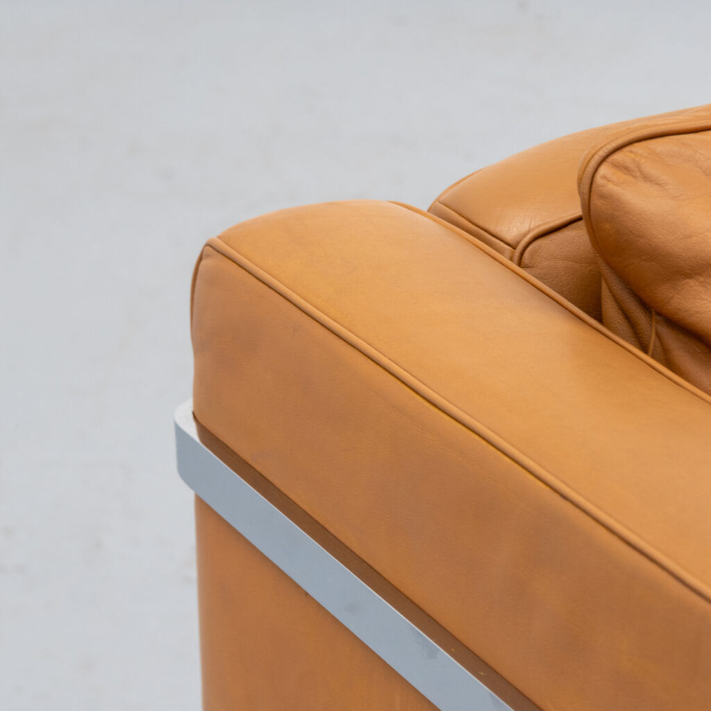 RH-302 two-seater sofa Haussmann De Sede