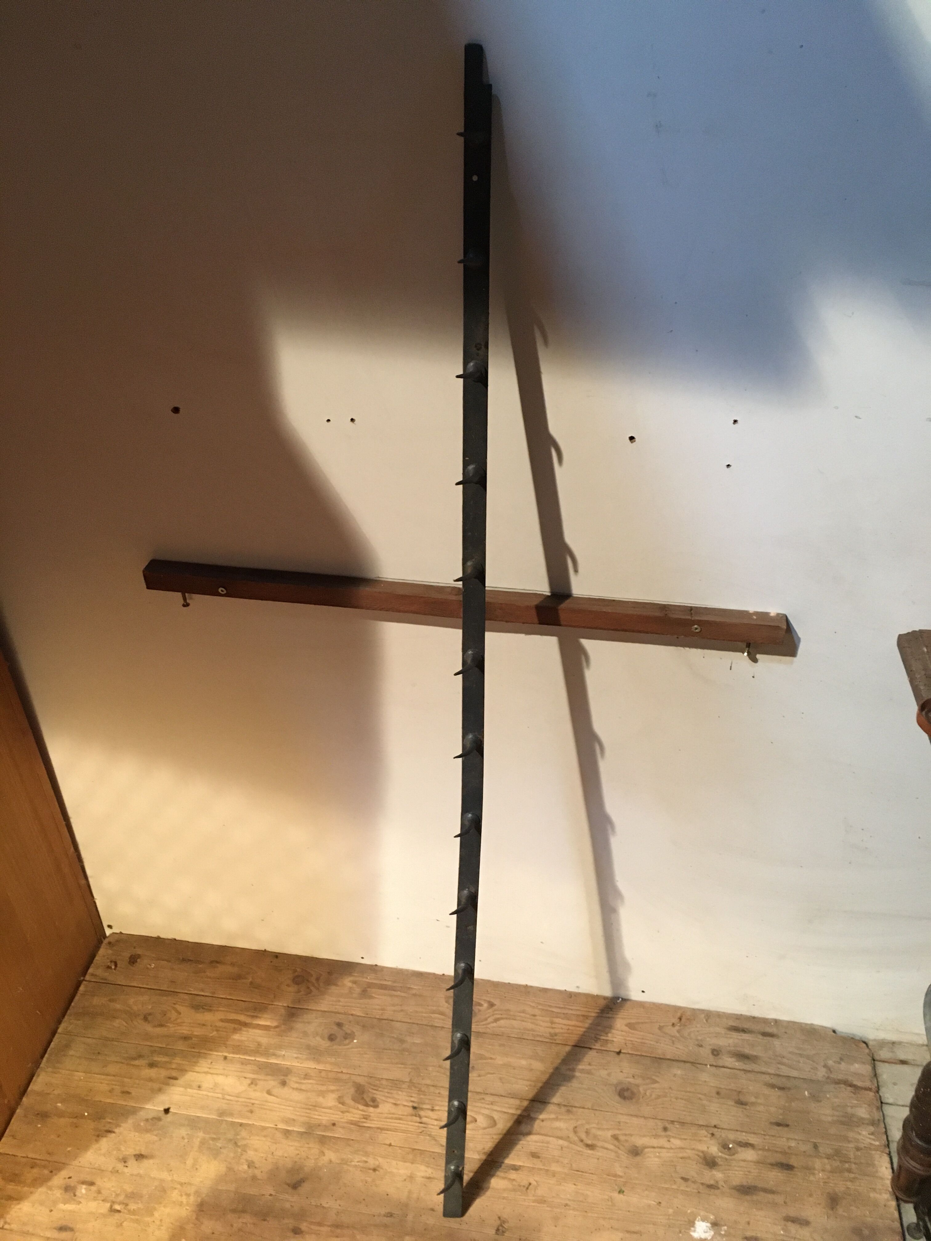 Metal butcher hook bar