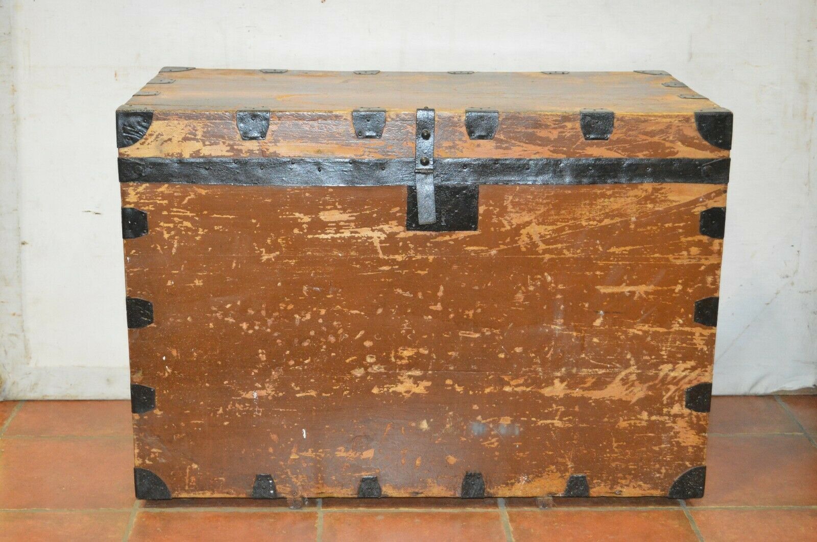 Wooden trunk