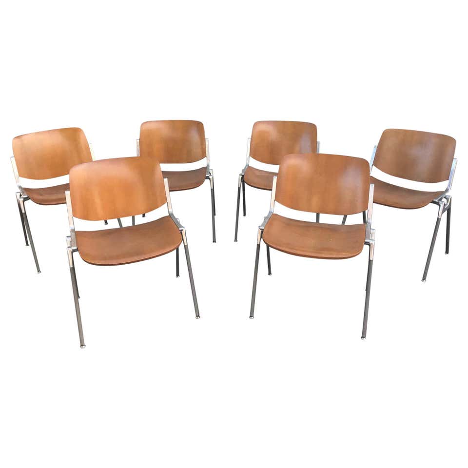 Dsc 106 chairs by Giancarlo pieretti published by Castelli from the 70s