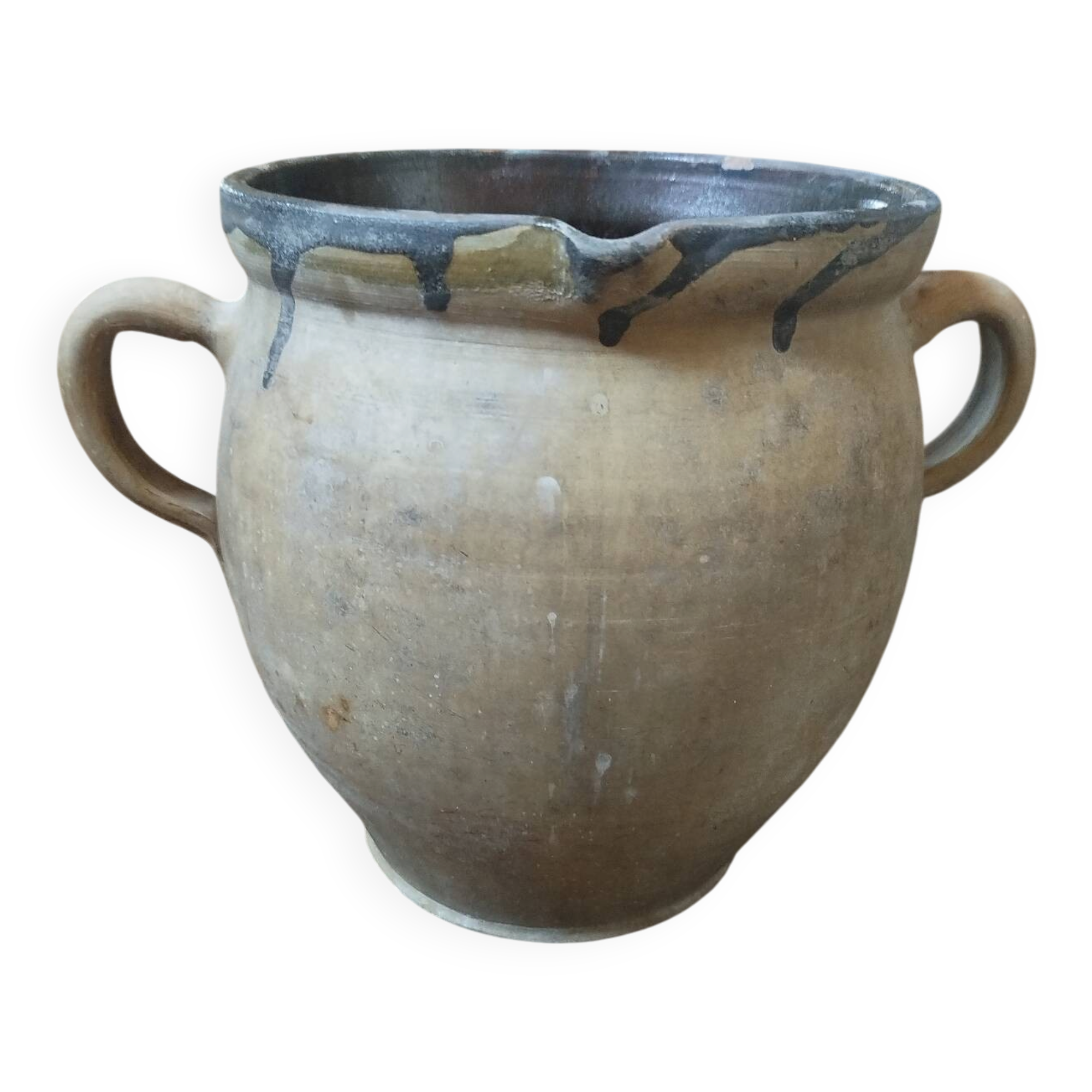 Terracotta pot