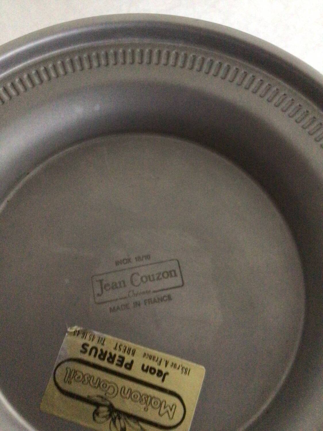 Metal champagne bucket