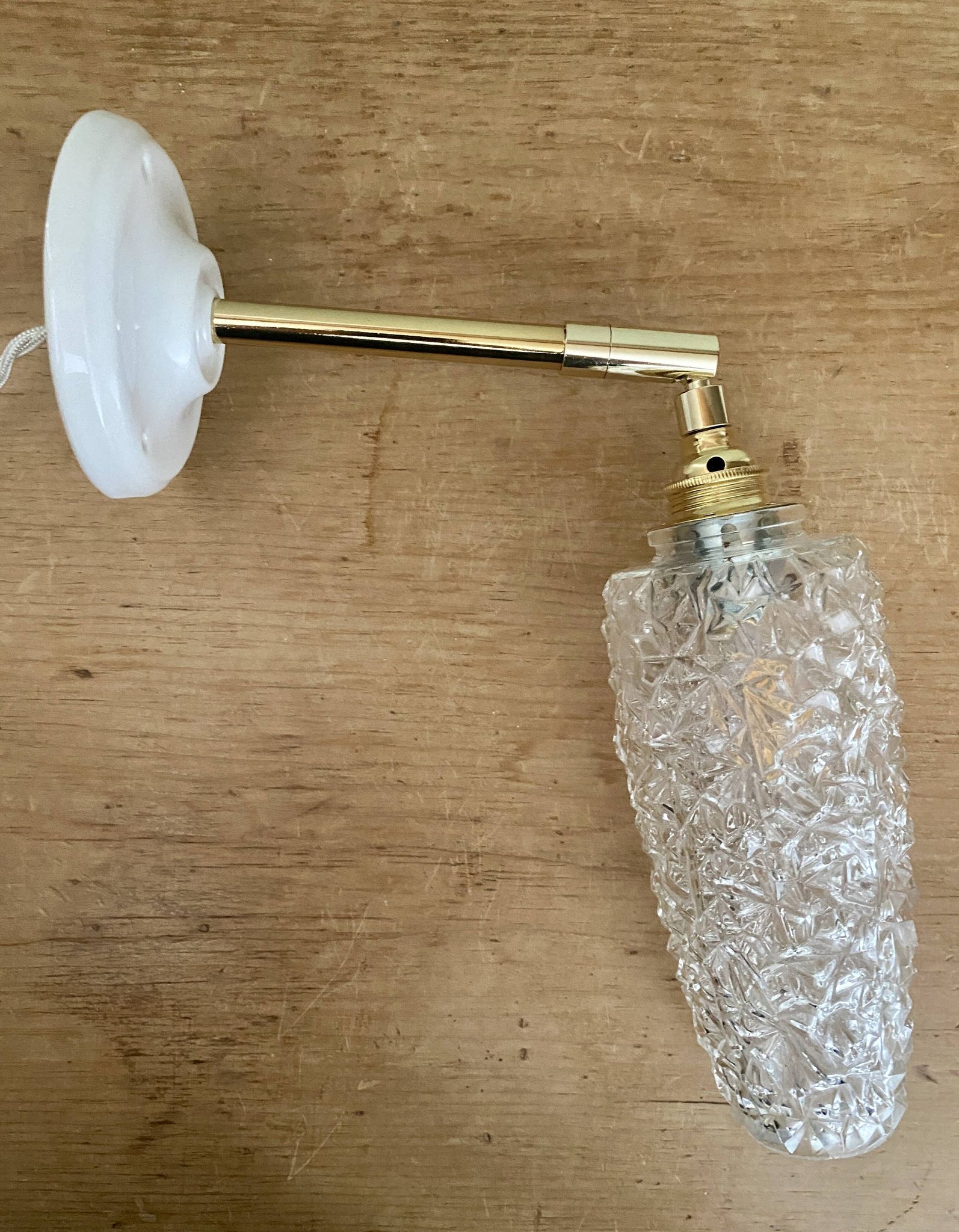 Vintage tulip wall light in diamond-point glass