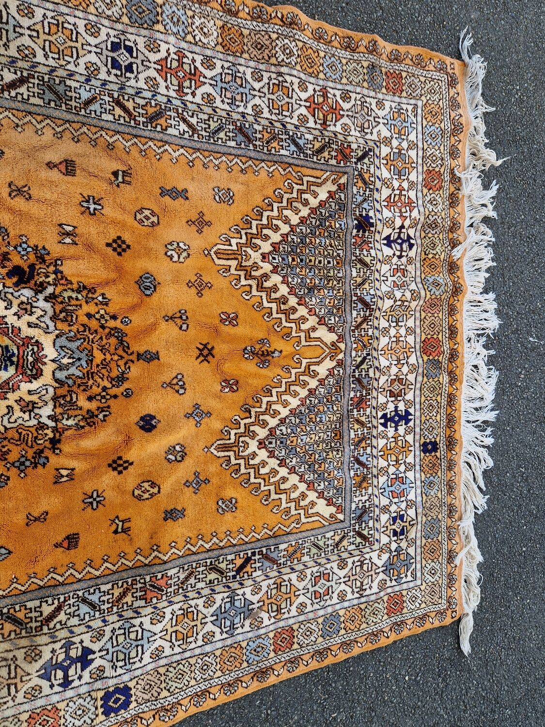 Berber style carpet