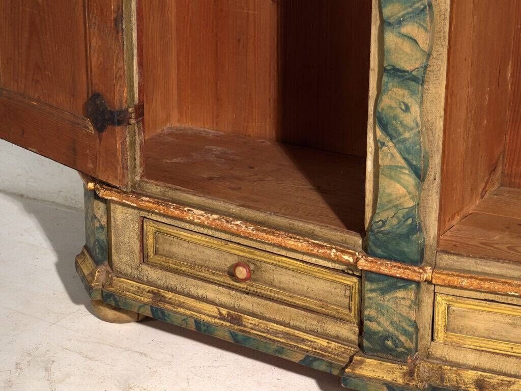 Antique baroque wardrobe painted in pine – Austro-Hungarian Empire, Year 1794